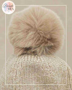 Bonnet Brillant avec Pompon- Beige