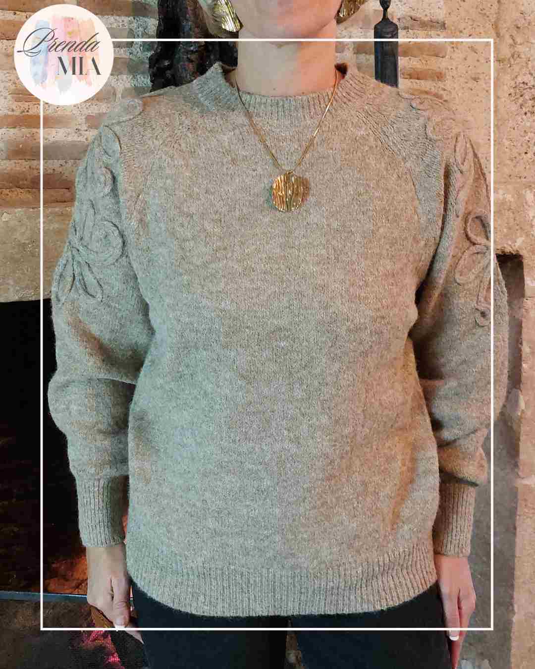 Pull en maille manches ornées - Beige