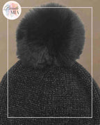 Bonnet Brillant avec Pompon- Noir