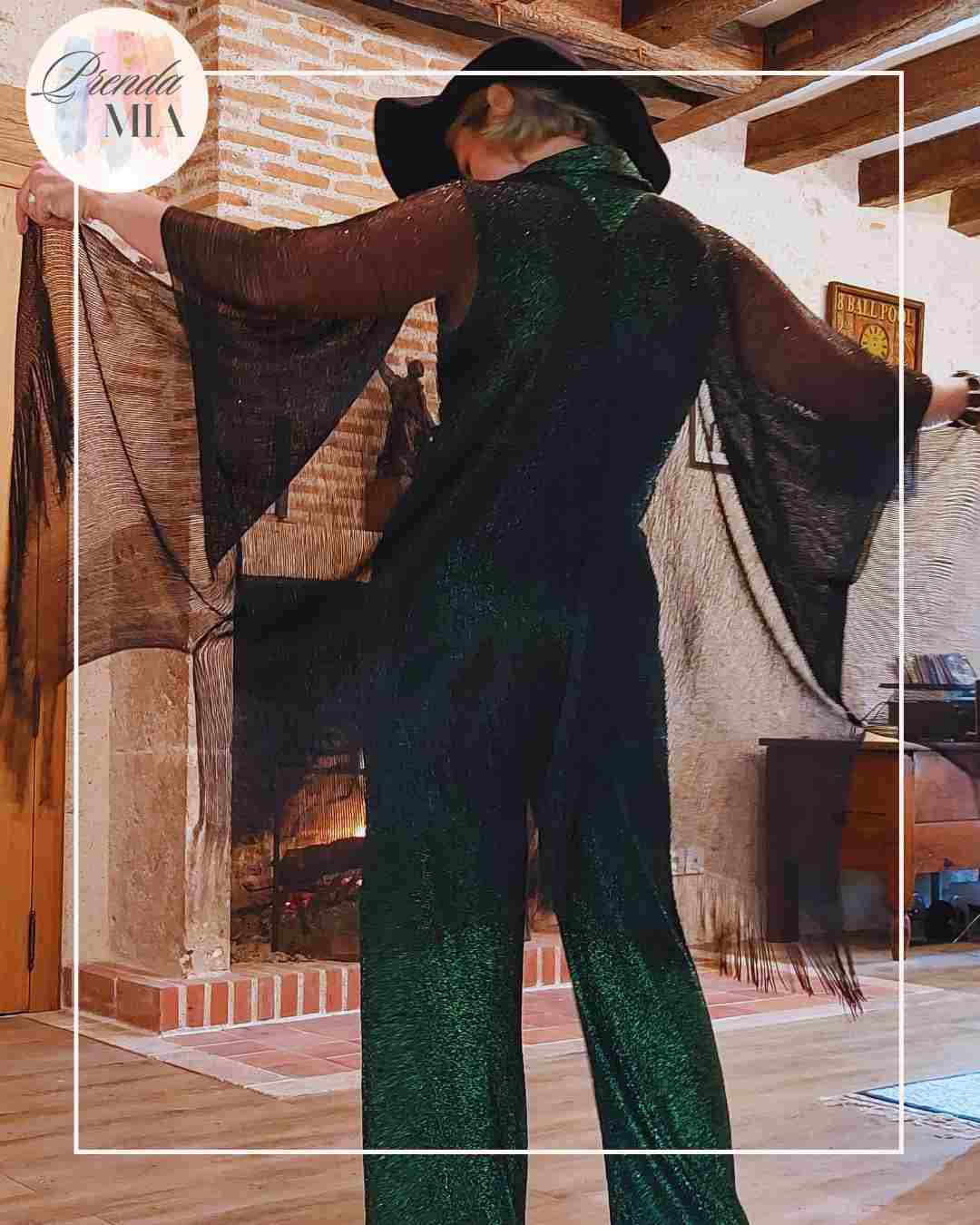 Châle brillant noir