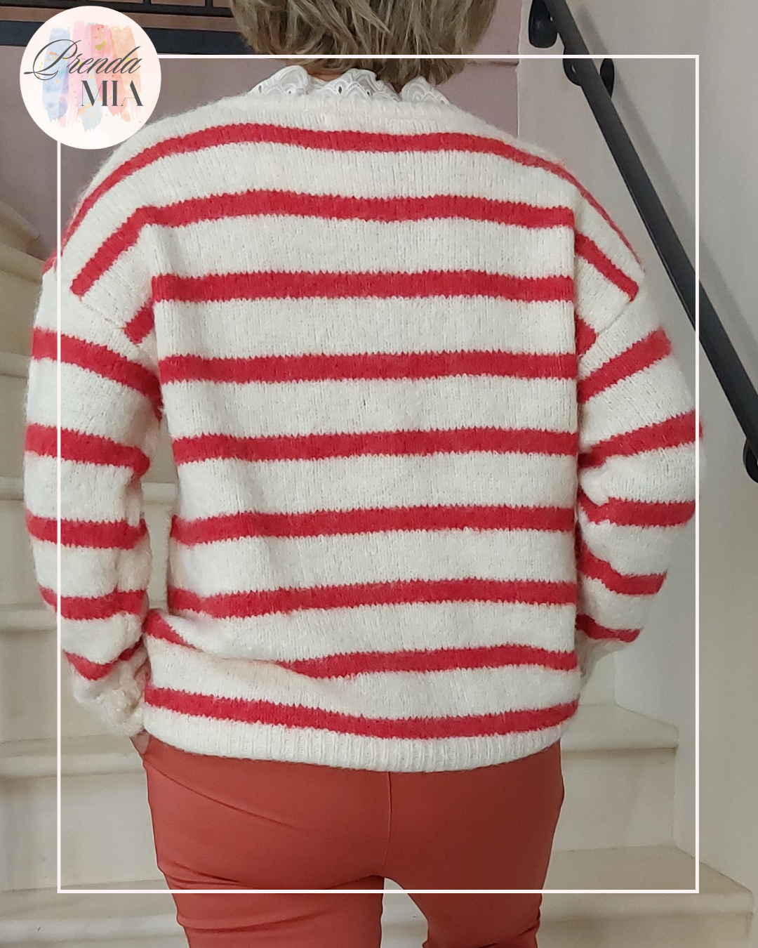 Pull rayé rouge