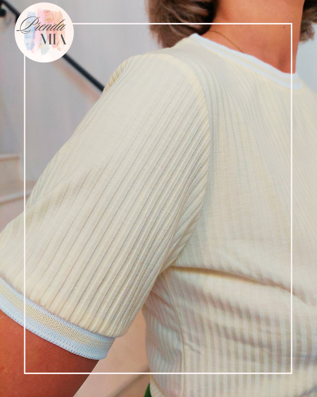 T-shirt jaune col rond