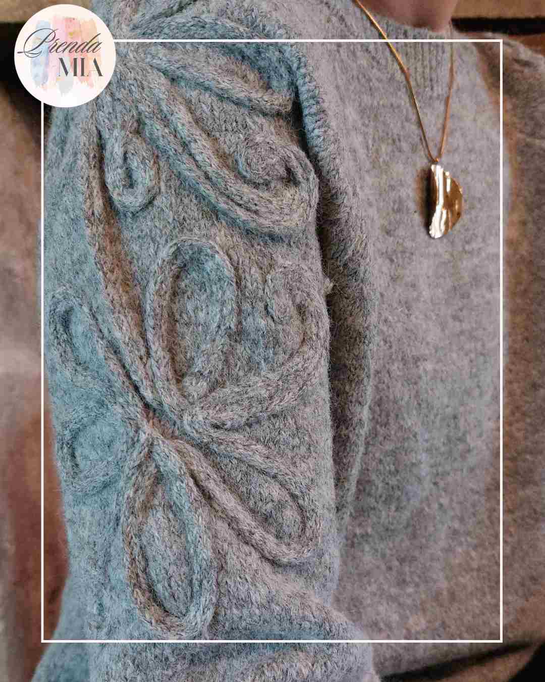 Pull en maille manches ornées - Gris clair