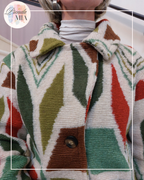 Veste courte en laine à motifs