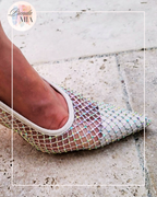 Shiny beige mesh pumps