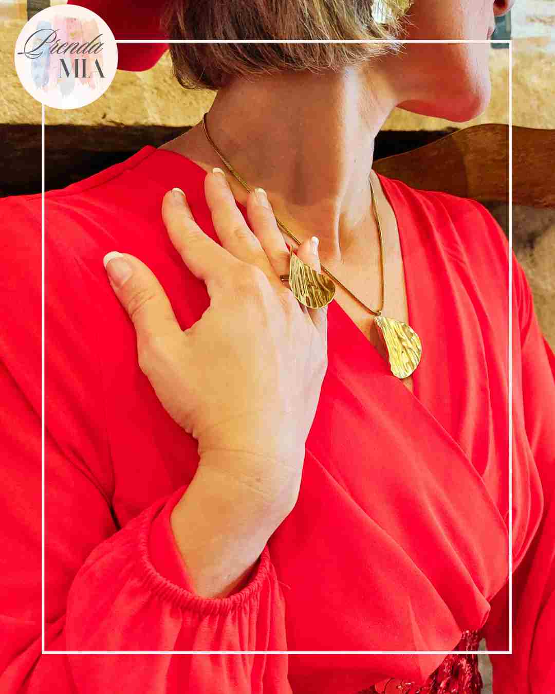 Robe rouge Elégance scintillante