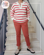 Pull rayé rouge