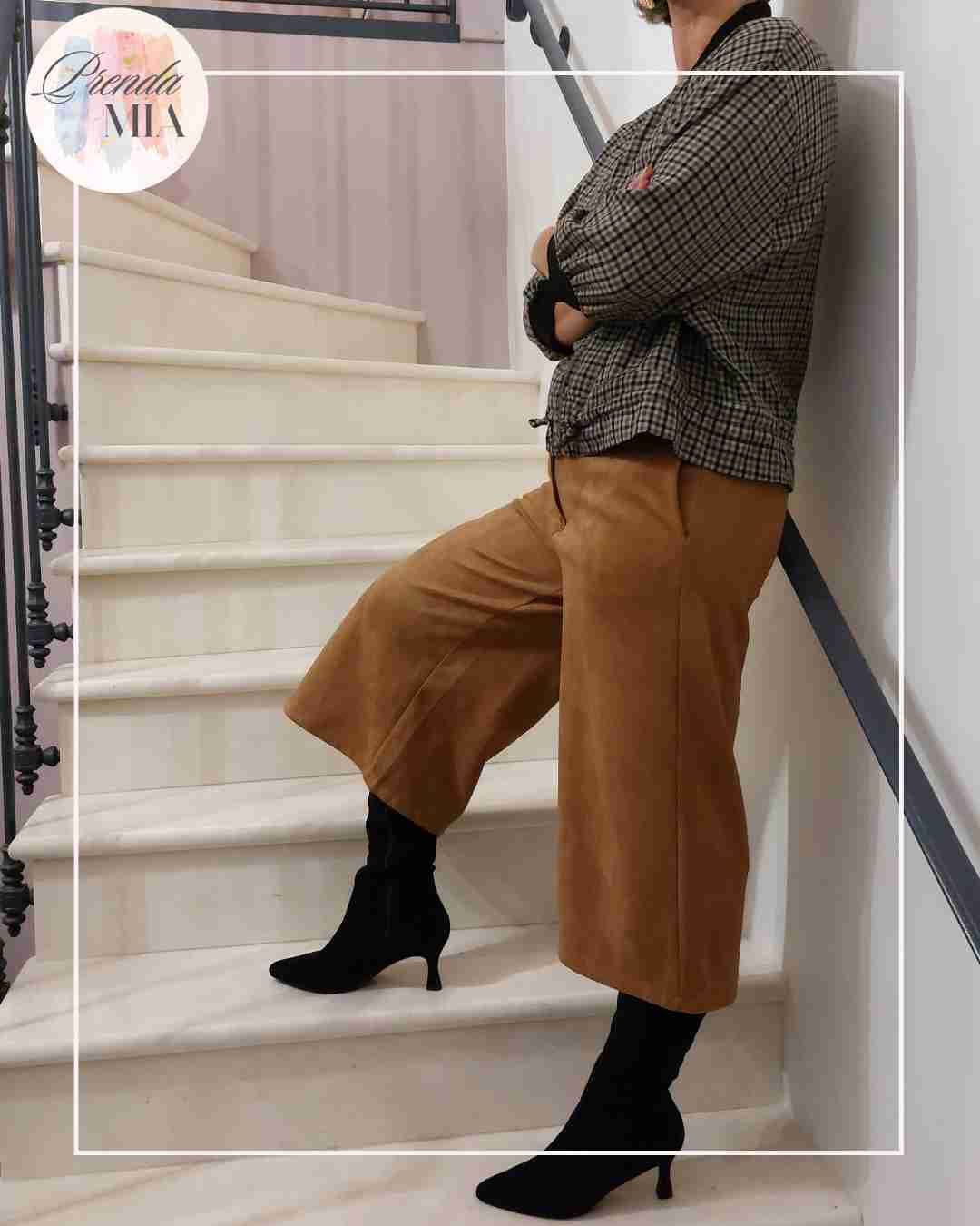 Bermuda en Daim Camel – Style Cow-Boy